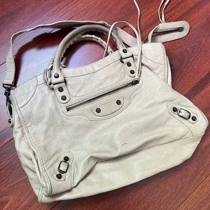 Authentic (but discoloured) Balenciaga Bag